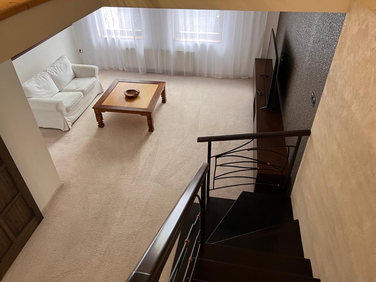 Dependance Patriot Trnava Hotel Bagian luar foto