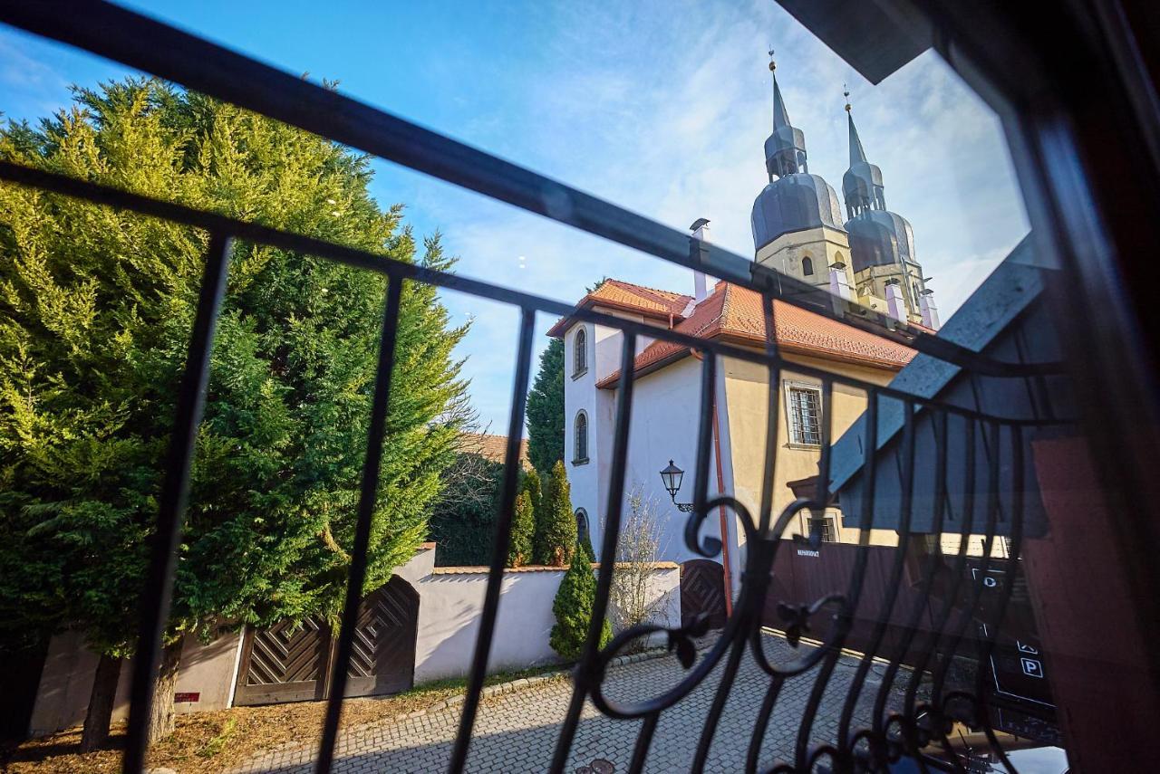 Dependance Patriot Trnava Hotel Bagian luar foto