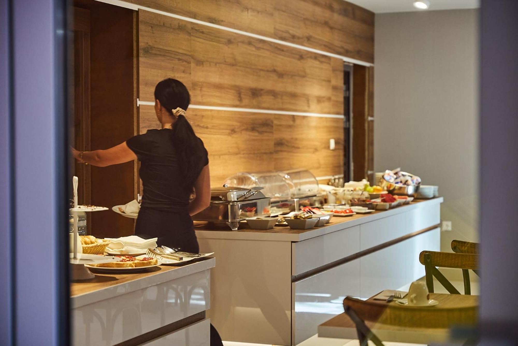 Dependance Patriot Trnava Hotel Bagian luar foto