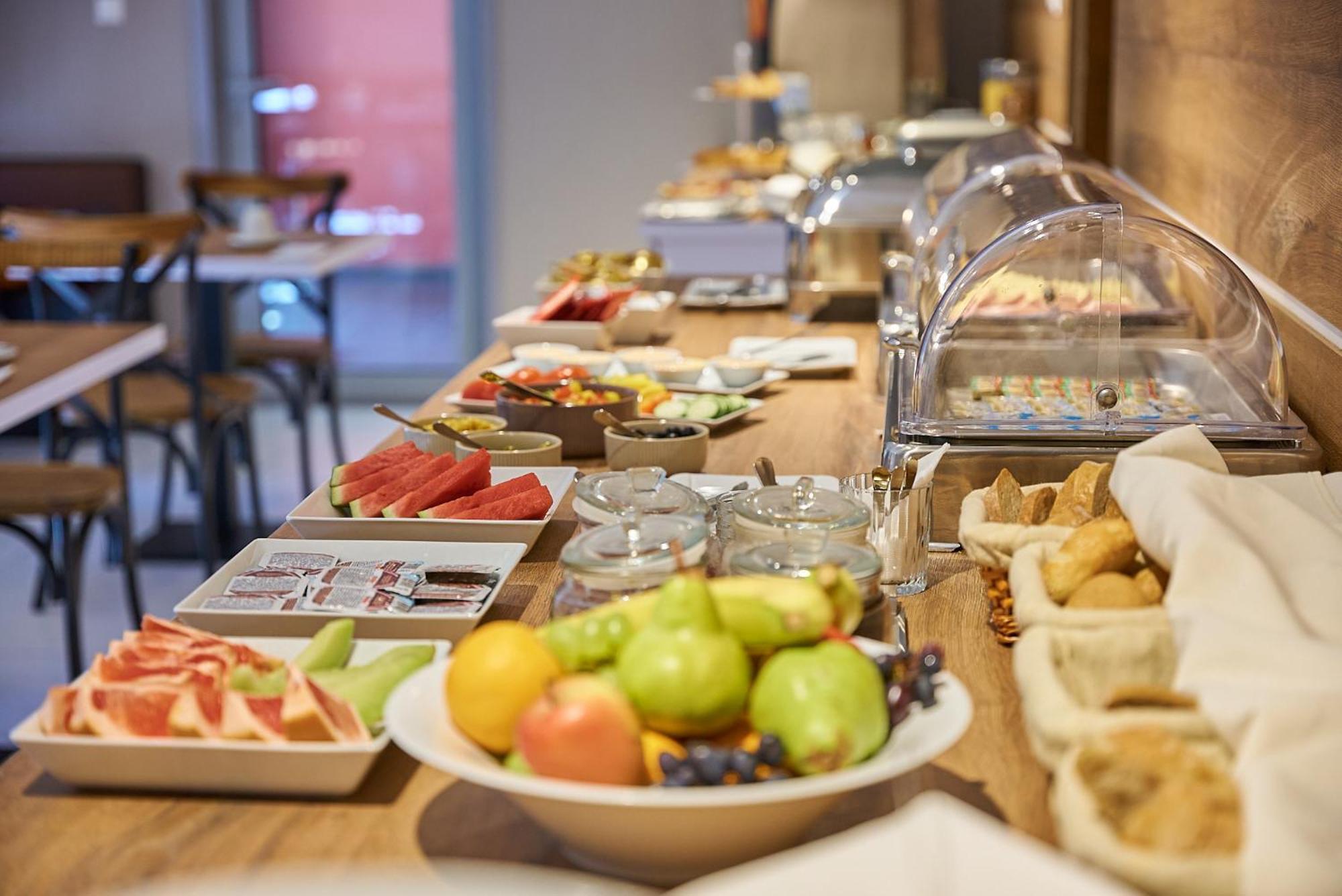 Dependance Patriot Trnava Hotel Bagian luar foto